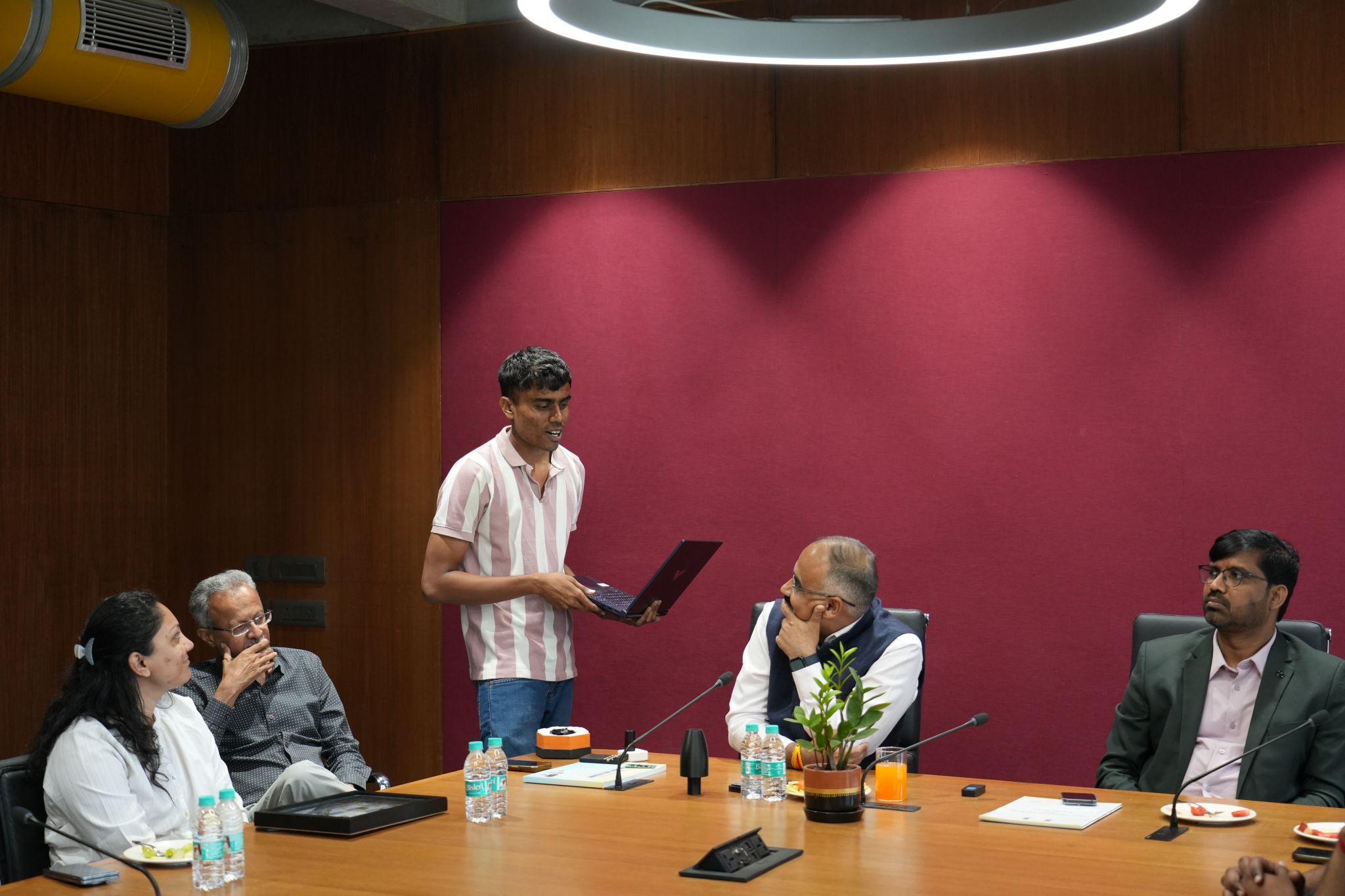 Dr. Shamsher Singh IPS visited i-Hub Gujarat