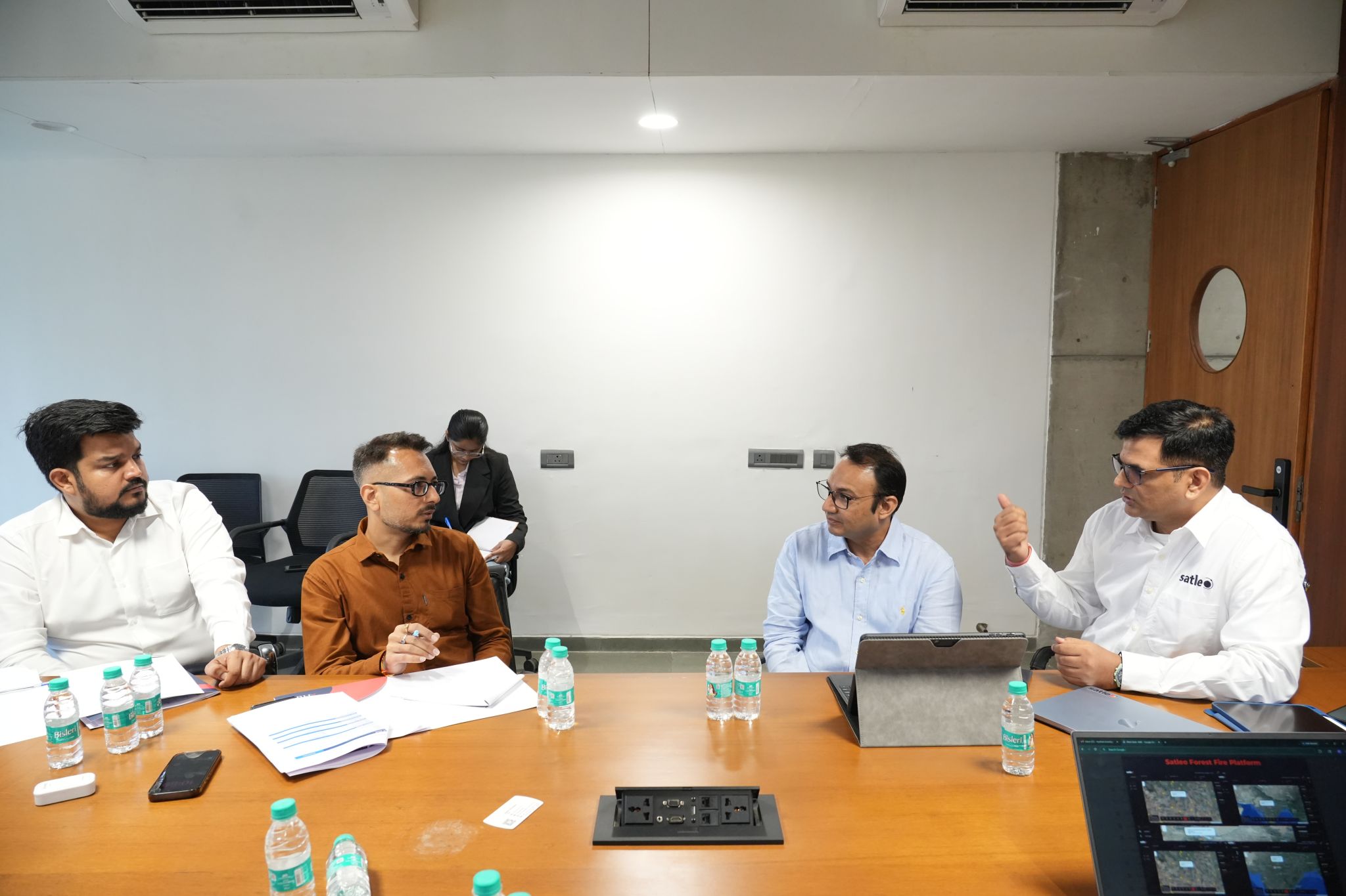 ClimateTech and GIS Startups Showcase Innovative Urban Solutions at UrbanX Ahmedabad