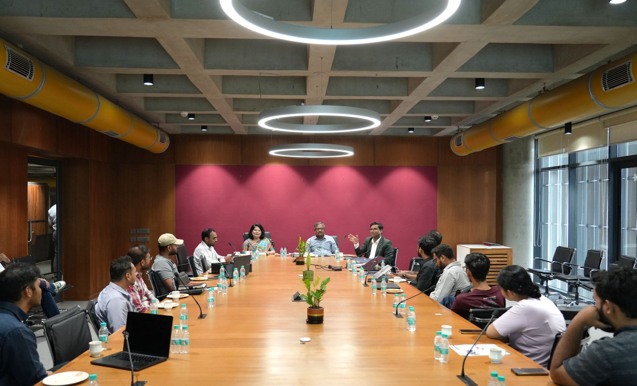 i-Hub Gujarat Hosts Leadership Visit from IIM Shillong and IIM Sambalpur Directors