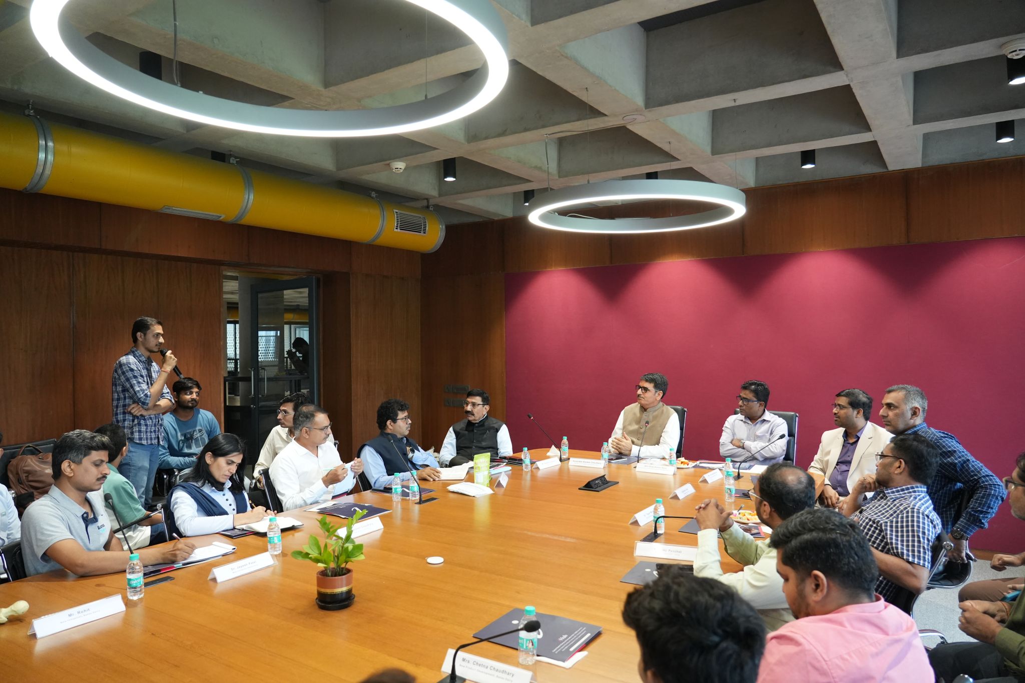 i-Hub Gujarat Hosts Hon’ble Speaker Shri Shankar Chaudhary and Banas Dairy Leadership