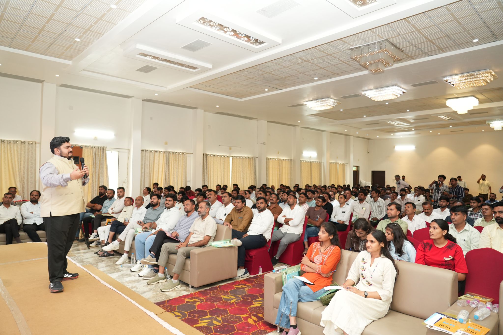 i-Hub Gujarat Drives Startup and Entrepreneurship Dialogue at Gopalak Business Summit 2026