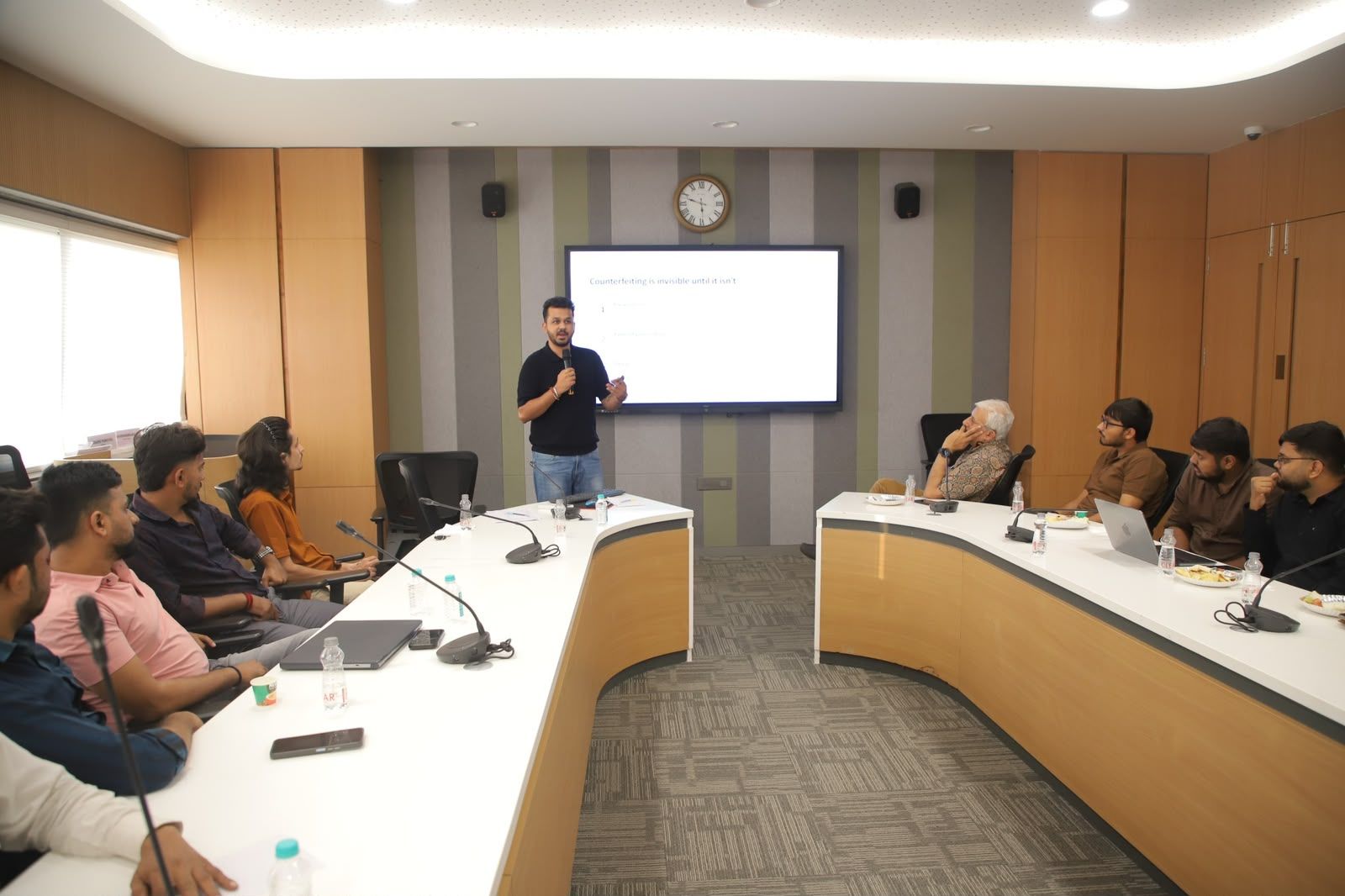 i-Hub Gujarat and SGCCI Host Startup Demo Day to Ignite Entrepreneurial Journeys